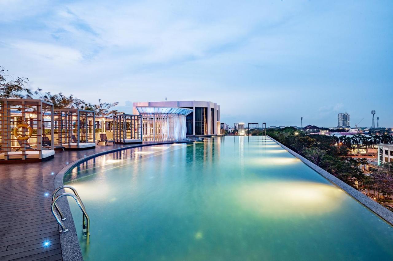 Troika Kota Bharu Penthouse Homestay 2 Rooms ภายนอก รูปภาพ